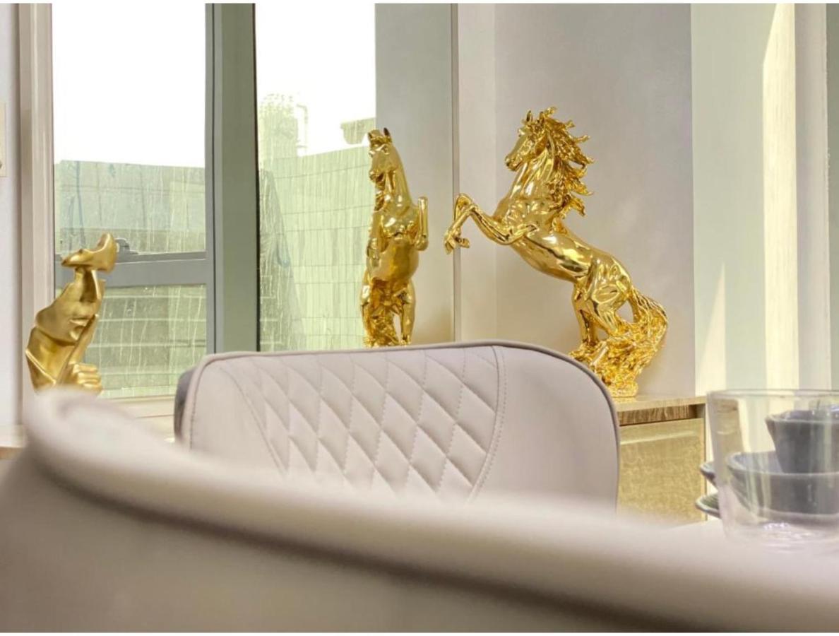 The Penthouse Near Burj Khalifa And Dubai Mall Extérieur photo